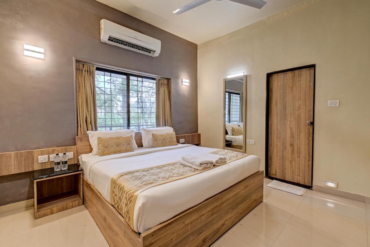 Doves-Kohinoor Exotica Hotel Lonavala Exterior photo